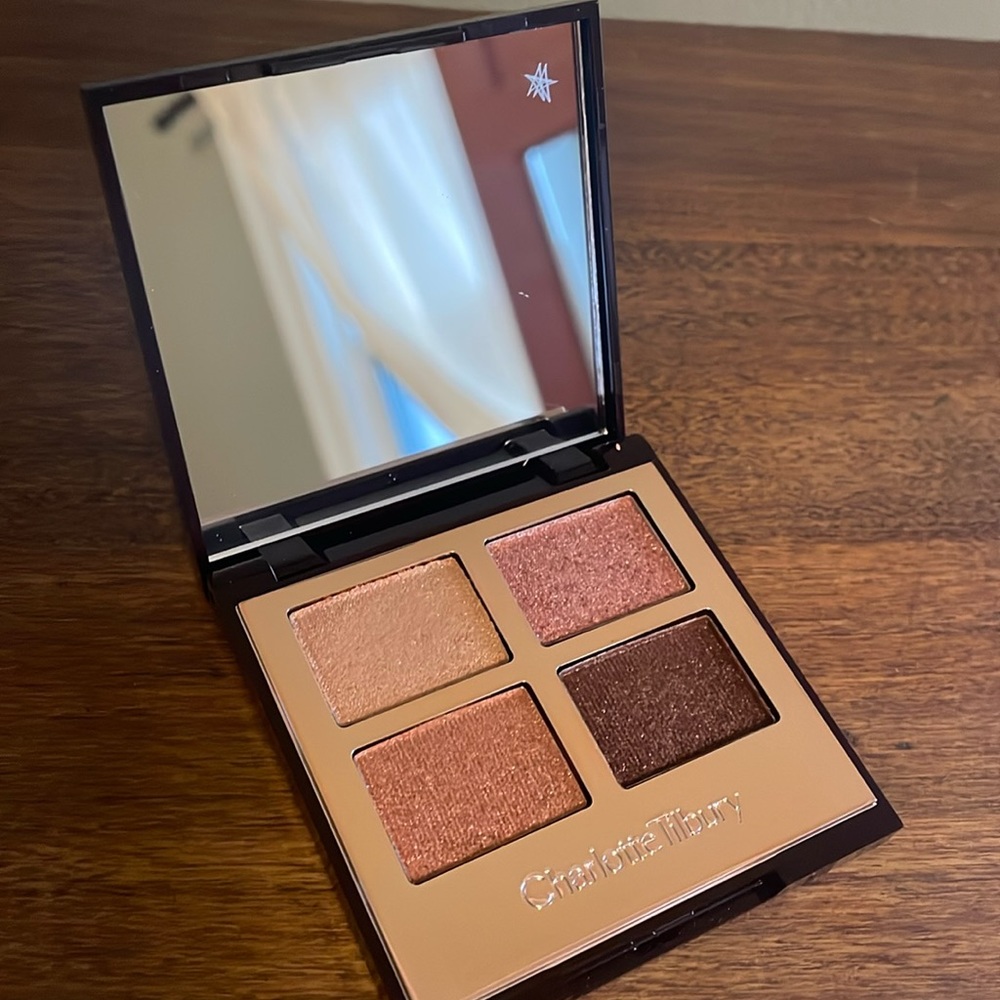 CHARLOTTE TILBURY Luxury Eyeshadow Palette Quad in Pillow Talk Collection